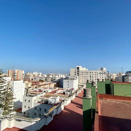 カディスPenthouse Mara Ascensor Y Playa Grupo Ac Gestionアパートメント エクステリア 写真