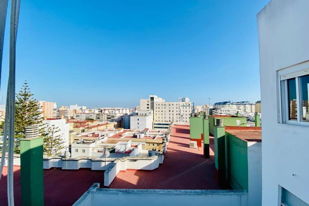 カディスPenthouse Mara Ascensor Y Playa Grupo Ac Gestionアパートメント エクステリア 写真